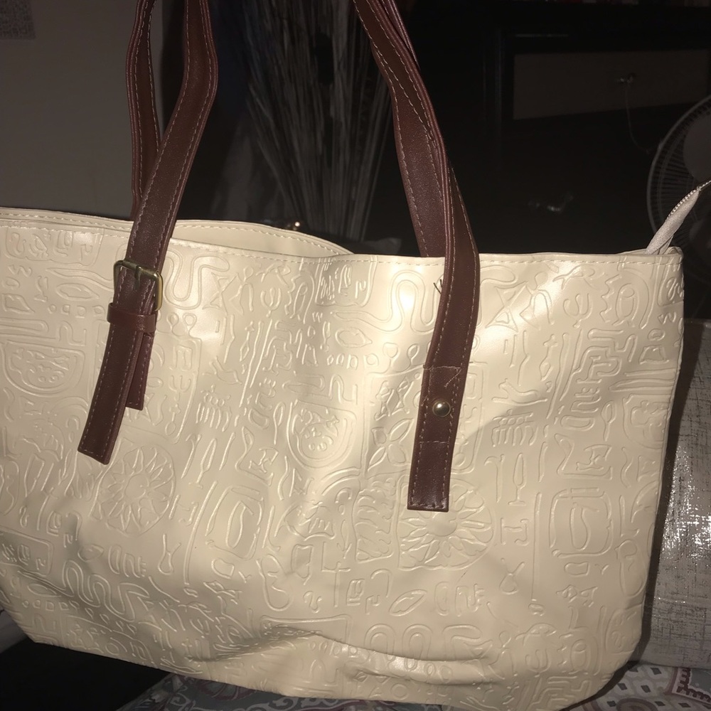 Handbag - Picture 3 of 5